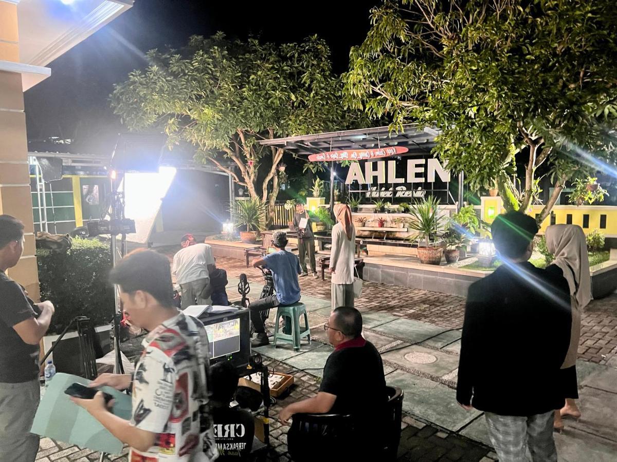 Ahlen Pangandaran Hotel Exterior photo