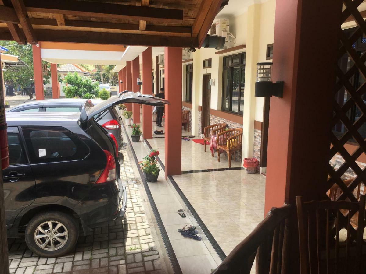 Ahlen Pangandaran Hotel Exterior photo