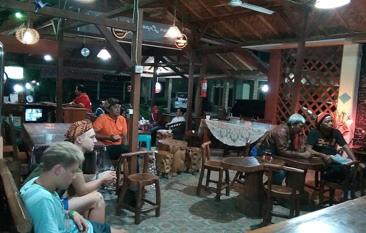 Ahlen Pangandaran Hotel Exterior photo